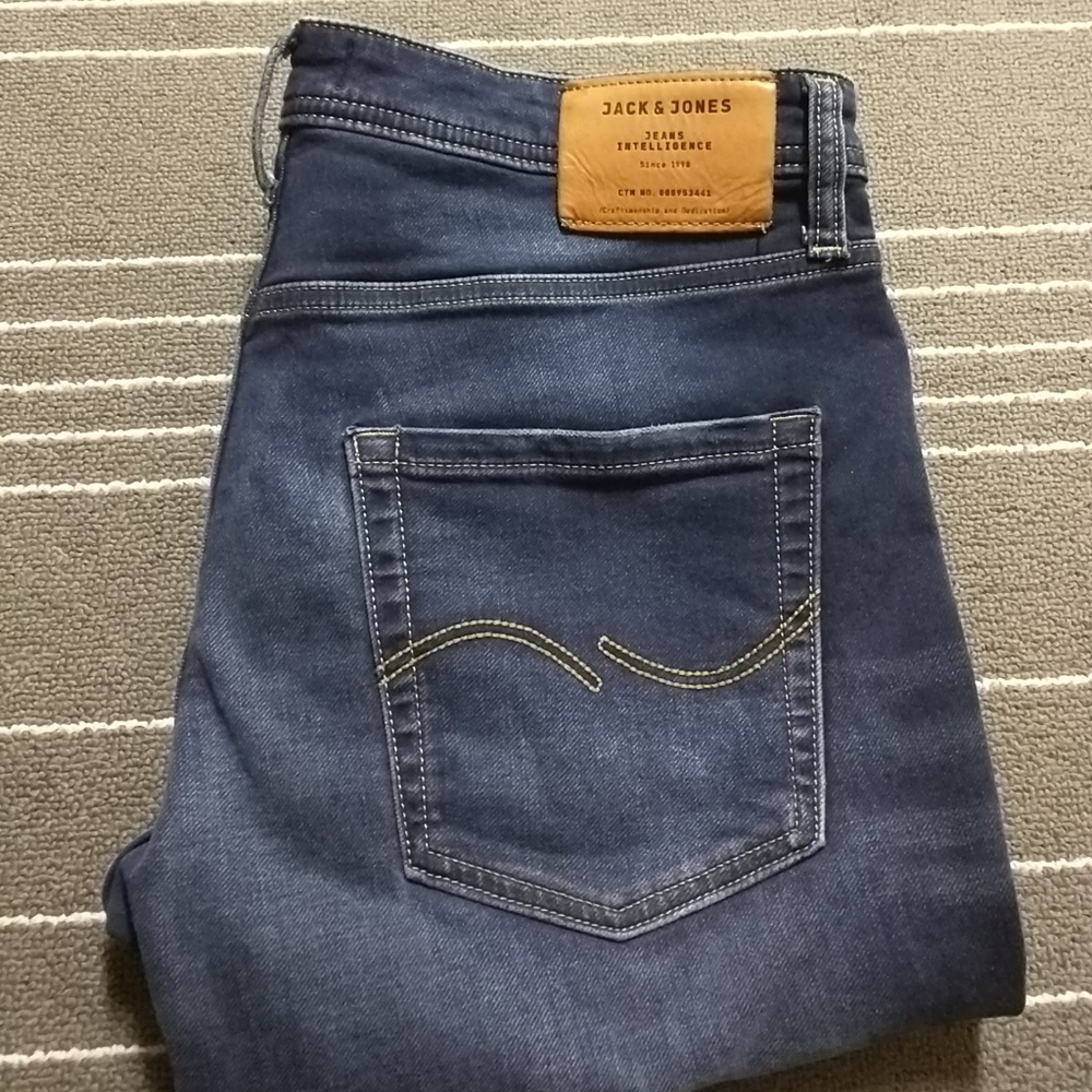 Jean